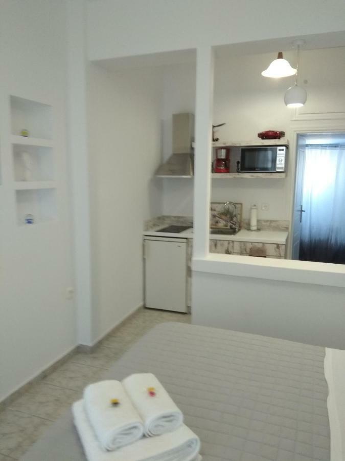 Antonis Rooms Αδάμας Εξωτερικό φωτογραφία