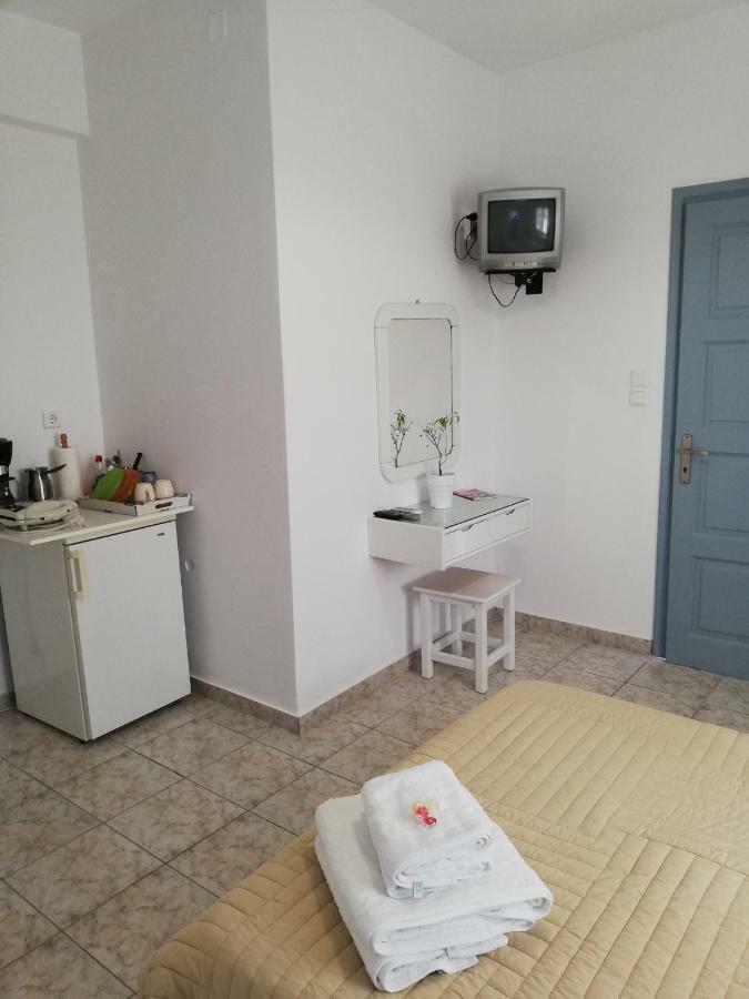 Antonis Rooms Αδάμας Εξωτερικό φωτογραφία